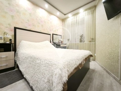 2-к квартира, 1/14 эт., 58м²