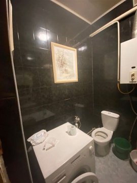 3-к квартира, 1/3 эт., 80м²