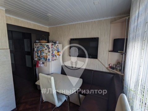 2-к квартира, 3/5 эт., 53м²
