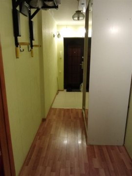 2-к квартира, 4/10 эт., 50м²