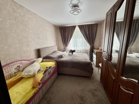 2-к квартира, 1/5 эт., 50м²