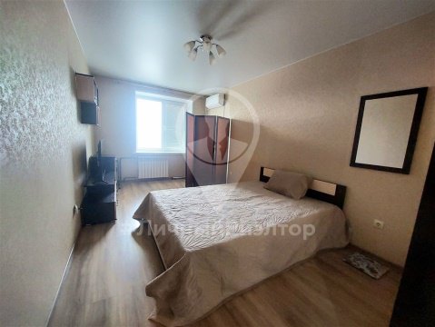 1-к квартира, 10/10 эт., 39м²