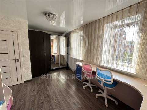 2-к квартира, 2/2 эт., 54м²