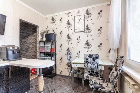 4-к квартира, 13/17 эт., 91м²