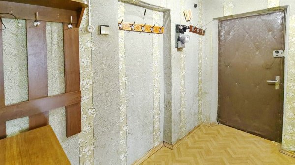 2-к квартира, 4/4 эт., 42м²