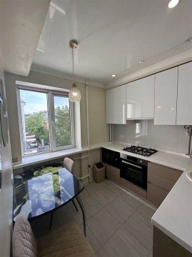 2-к квартира, 3/5 эт., 46м²