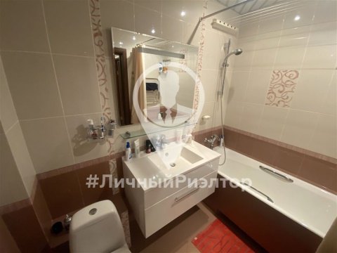 1-к квартира, 3/15 эт., 45м²