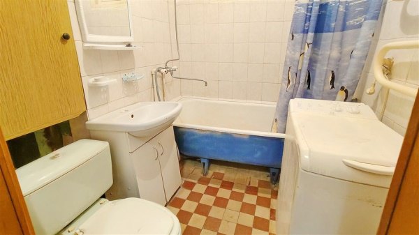 2-к квартира, 4/4 эт., 42м²