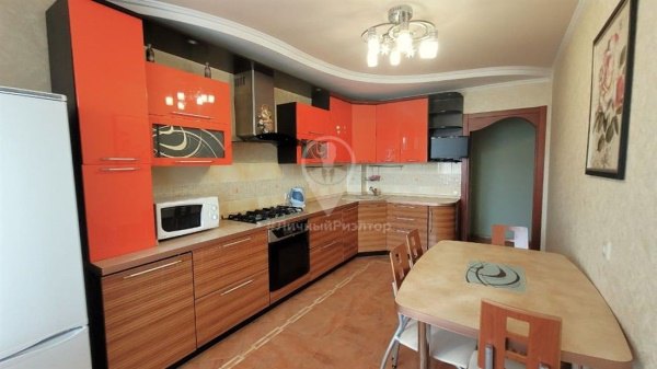 3-к квартира, 5/10 эт., 101м²