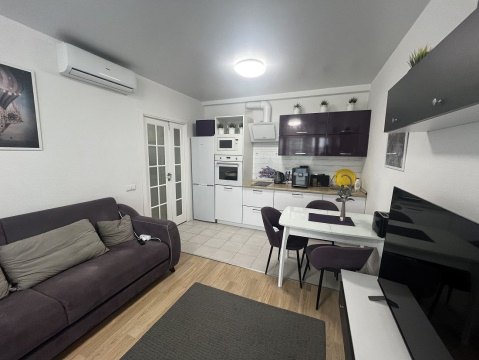 3-к квартира, 11/18 эт., 88м²
