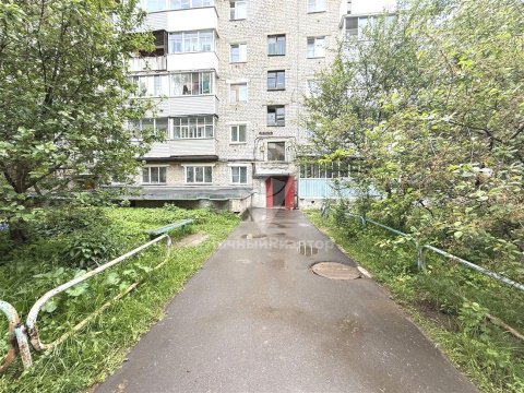 2-к квартира, 5/5 эт., 45м²