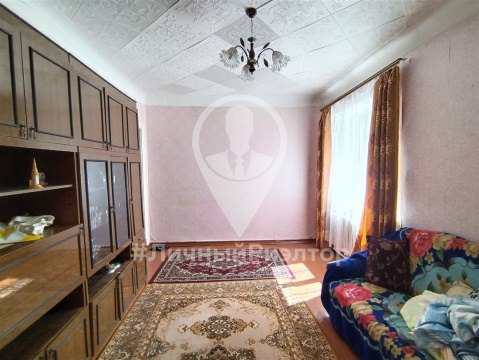 3-к квартира, 1/2 эт., 64м²