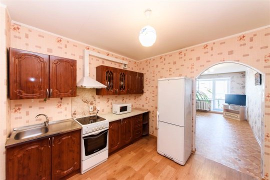 2-к квартира, 7/10 эт., 49м²