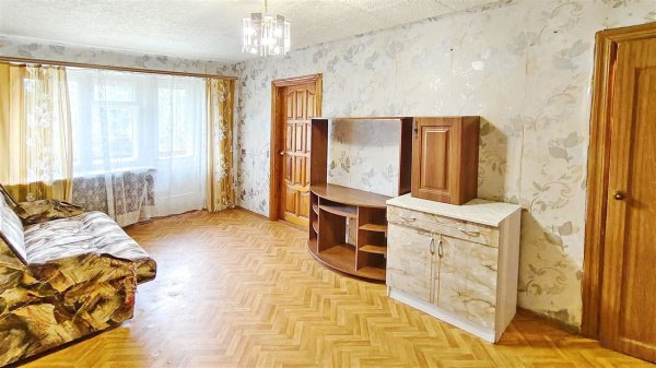 2-к квартира, 4/4 эт., 42м²