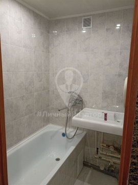 1-к квартира, 5/5 эт., 32м²