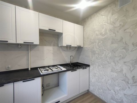 1-к квартира, 8/9 эт., 33м²