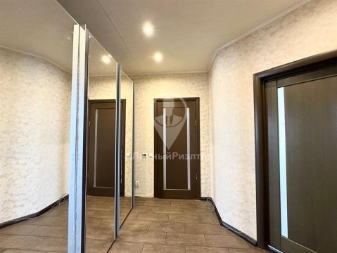 1-к квартира, 4/5 эт., 47м²