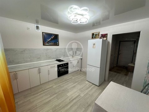 1-к квартира, 10/11 эт., 44м²