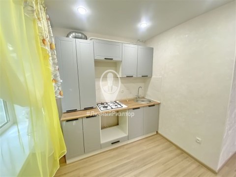 2-к квартира, 2/5 эт., 40м²