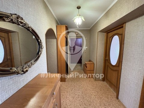 3-к квартира, 7/10 эт., 70м²