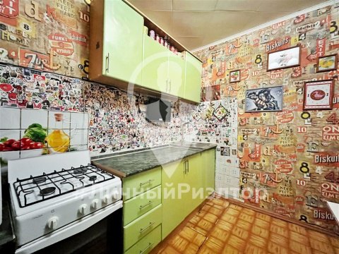 2-к квартира, 5/5 эт., 48м²