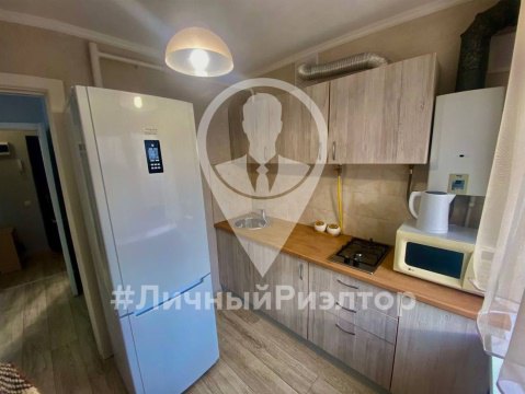 2-к квартира, 5/5 эт., 41м²