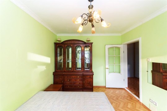 3-к квартира, 6/6 эт., 76м²