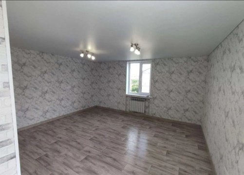 3-к квартира, 2/2 эт., 53м²