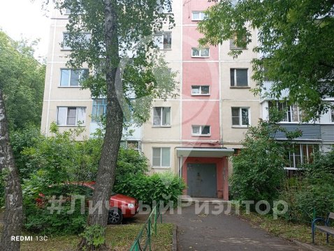 3-к квартира, 1/5 эт., 46м²