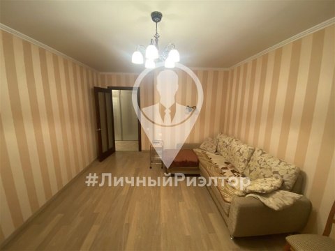 1-к квартира, 3/15 эт., 45м²