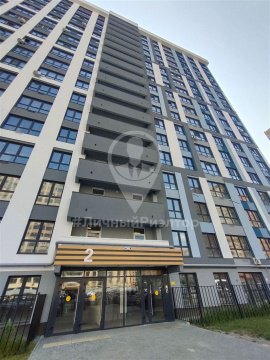 2-к квартира, 6/18 эт., 42м²