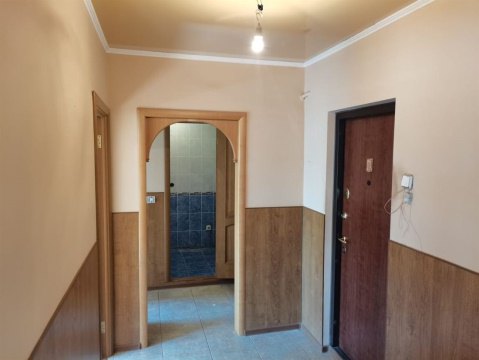 3-к квартира, 2/10 эт., 69м²