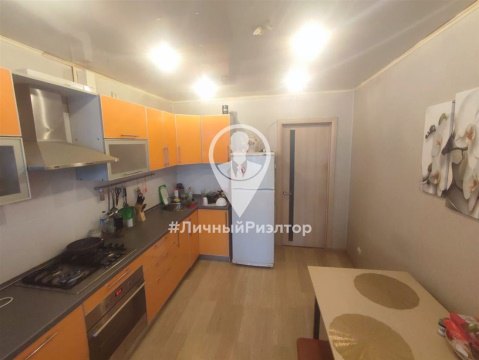 1-к квартира, 6/8 эт., 42м²