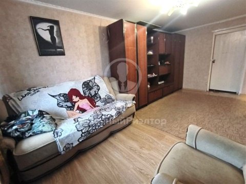 3-к квартира, 5/5 эт., 60м²