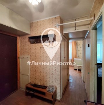 3-к квартира, 1/5 эт., 61м²