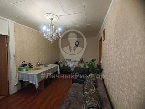 2-к квартира, 1/4 эт., 49м²