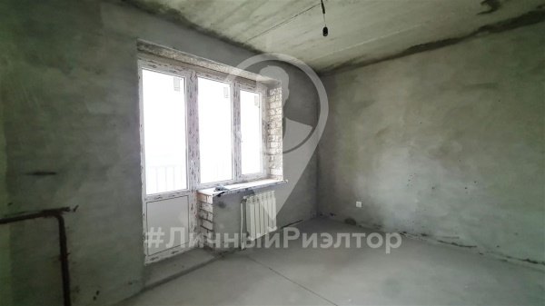 1-к квартира, 10/10 эт., 42м²