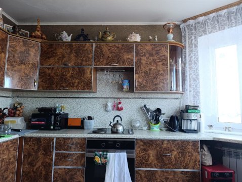 2-к квартира, 17/17 эт., 63м²
