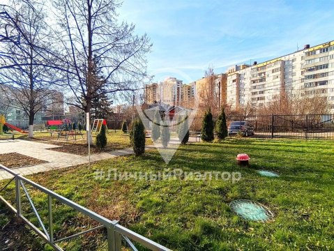 2-к квартира, 3/9 эт., 43м²