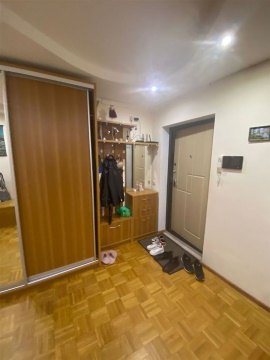 4-к квартира, 13/17 эт., 89м²