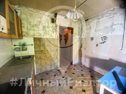 2-к квартира, 2/5 эт., 54м²