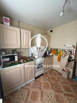 2-к квартира, 3/5 эт., 54м²