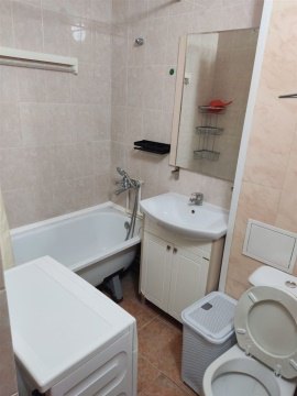 2-к квартира, 2/5 эт., 47м²