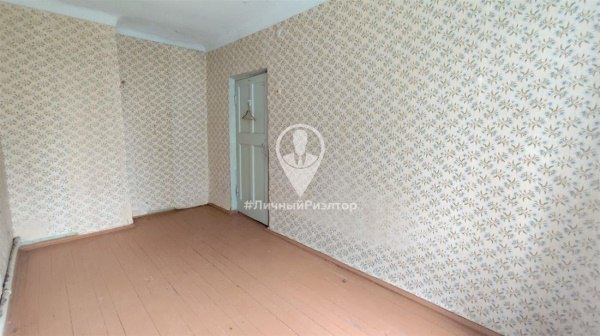 3-к квартира, 1/2 эт., 53м²