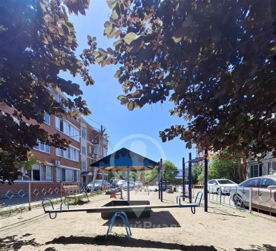 2-к квартира, 2/3 эт., 46м²