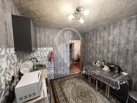2-к квартира, 1/9 эт., 61м²
