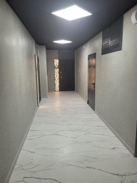 1-к квартира, 11/18 эт., 43м²