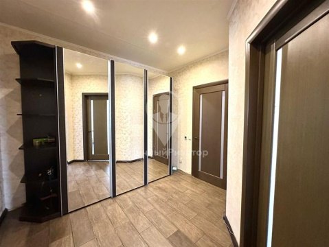 1-к квартира, 4/5 эт., 47м²