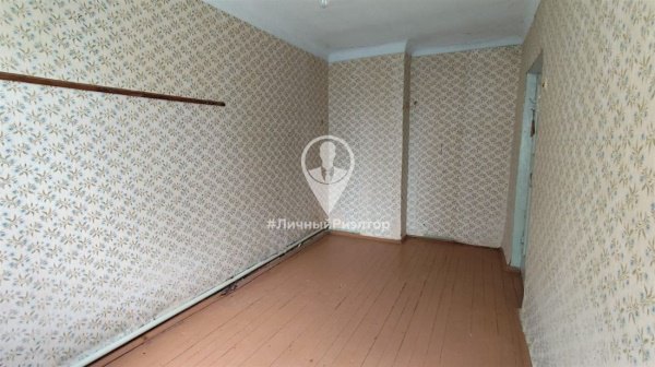 3-к квартира, 1/2 эт., 53м²