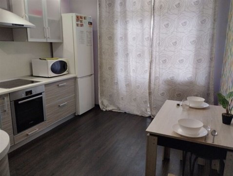 1-к квартира, 8/17 эт., 50м²